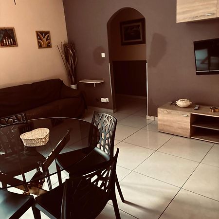 Brown Apartment Санремо Екстер'єр фото