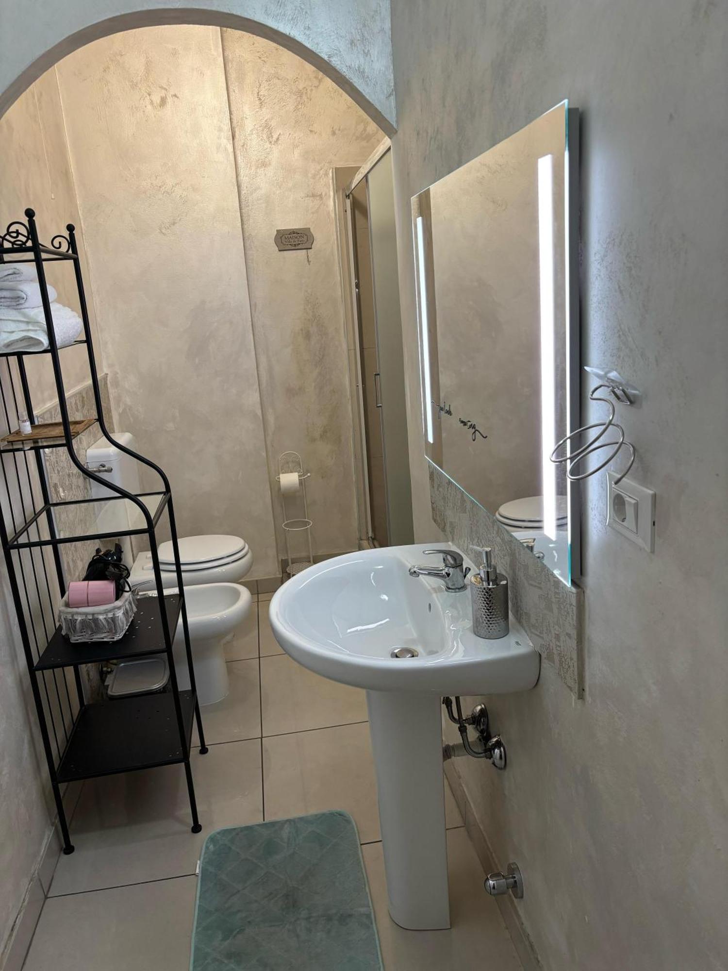 Brown Apartment Санремо Екстер'єр фото