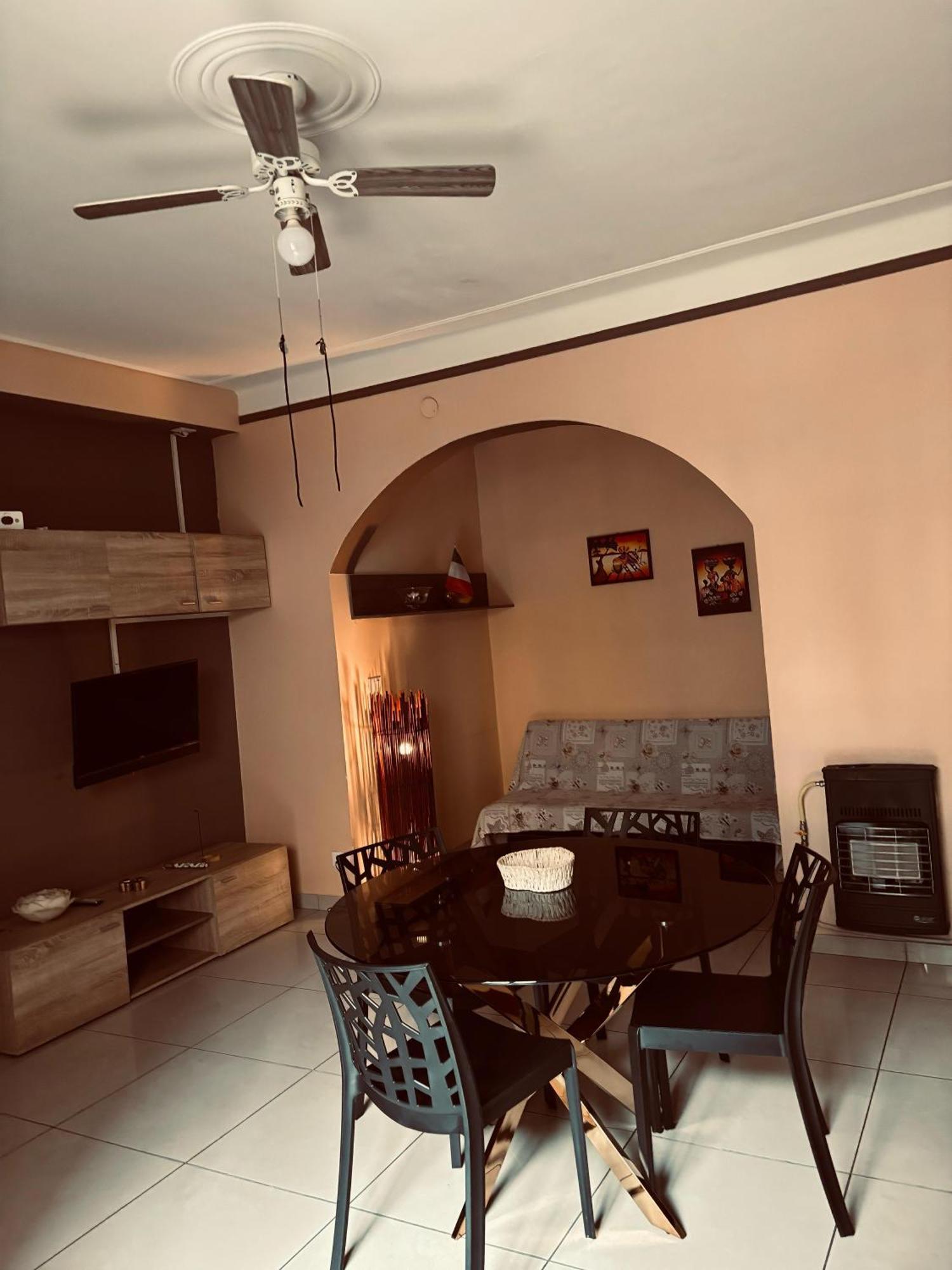 Brown Apartment Санремо Екстер'єр фото