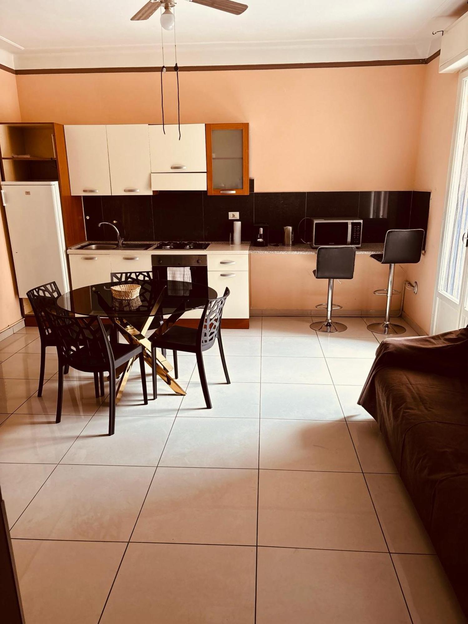 Brown Apartment Санремо Екстер'єр фото
